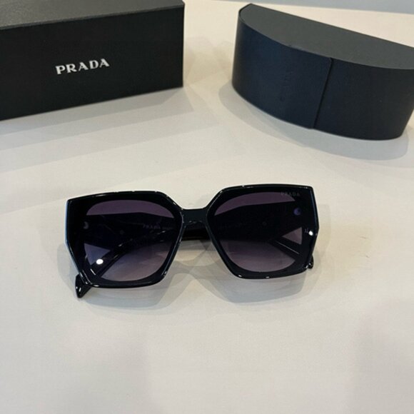 Prada Women\'s Black Sunglasses main image 4